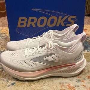 Brooks Adrenaline GTS 23, W 9D